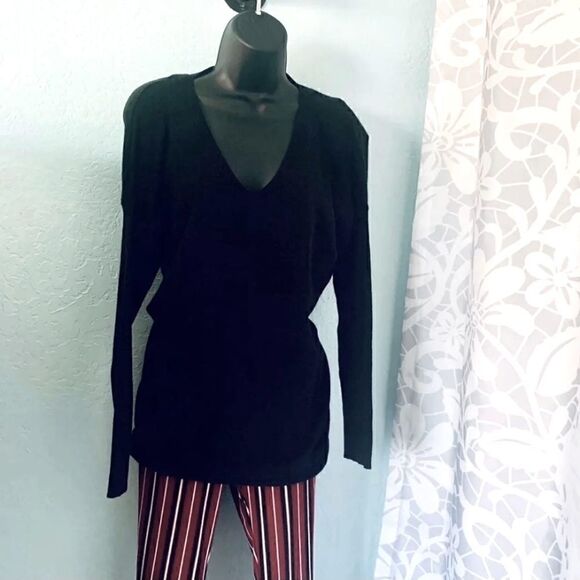 Lunik Black Open Back Surplice Sweater Size Small - Picture 3 of 10